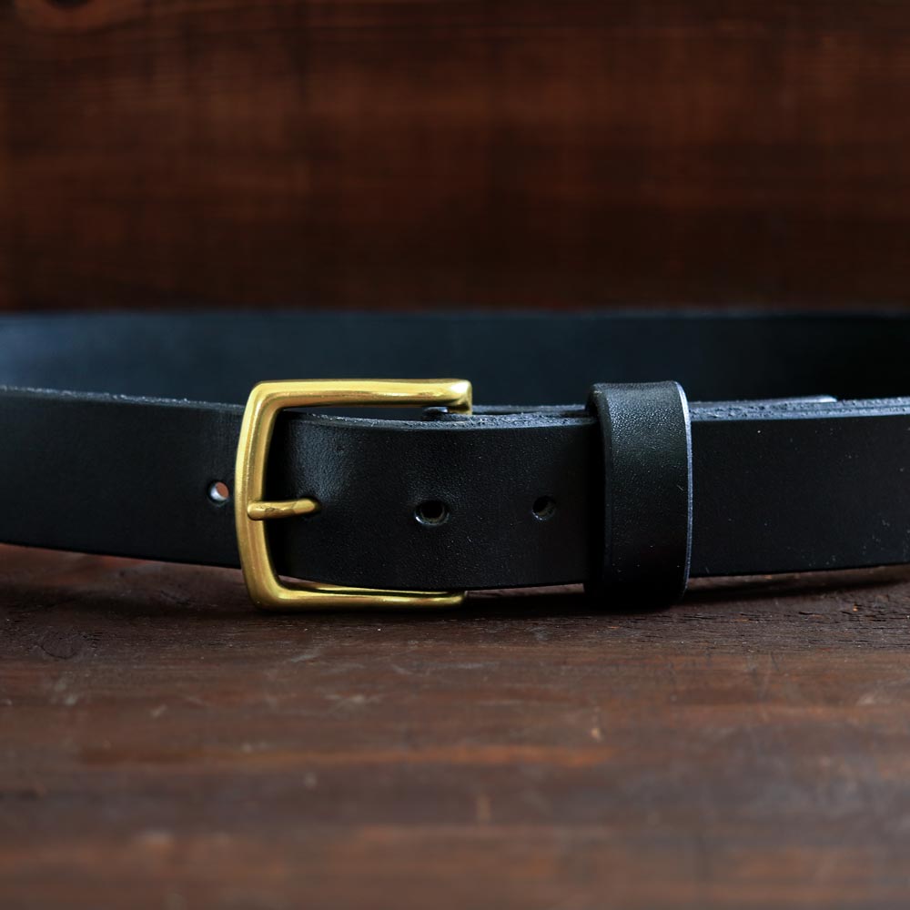 Mens leather Belt, black vegetan leather, solid brass buckle
