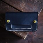 Leather trucker wallet mid Blue