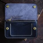 Leather trucker wallet mid Blue open